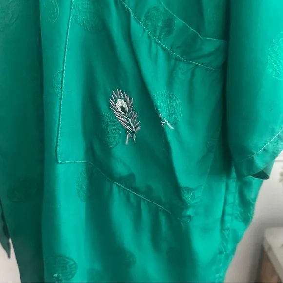 Golden Bee Green traditional vintage Chinese Kimono with Peacock Embroidery sz M - Picture 6 of 15